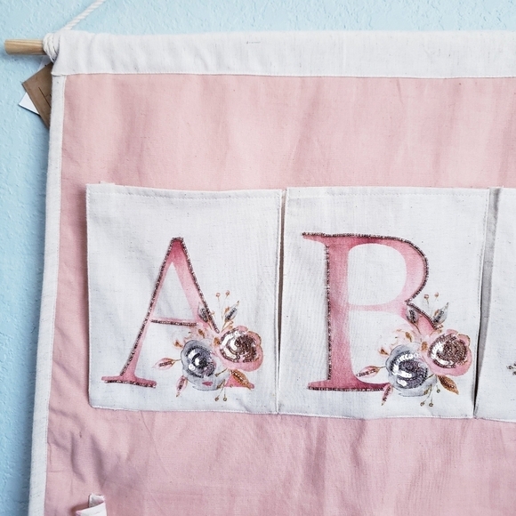 Bohemian Pink Chic Linen Wall Hanging Storage - Picture 5 of 7